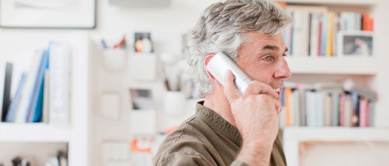 Person on call to customer services